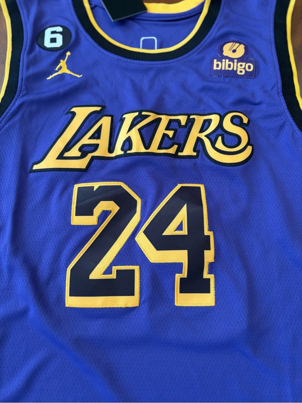 Los Angeles Lakers Purple Kobe Bryant Basketball Jersey Size XL